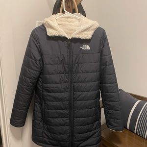 North face women’s reversible parka, Medium